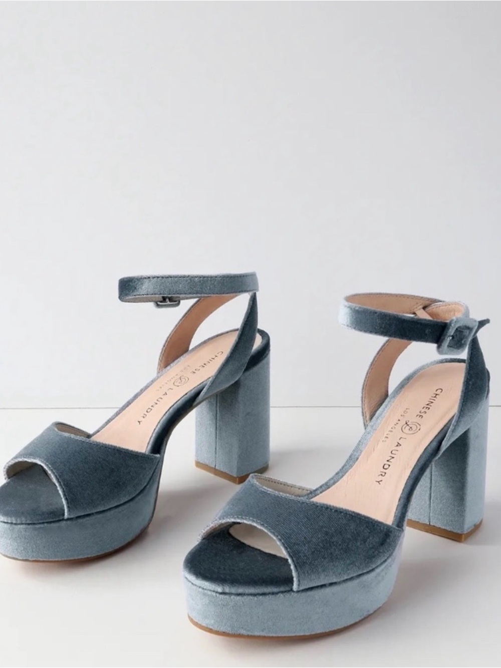 Chinese Laundry Theresa blue velvet platform heels